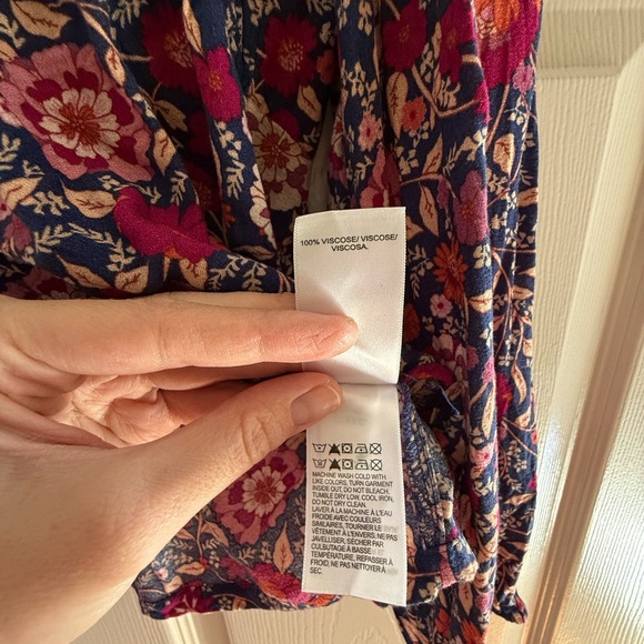 Lucky Brand Boho Top Size Smalll - Picture 3 of 3